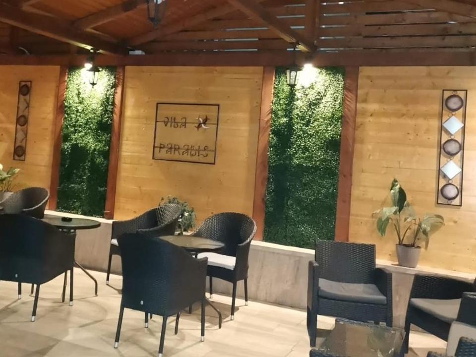 Boutique Vila Paradis Deva Ngoại thất bức ảnh