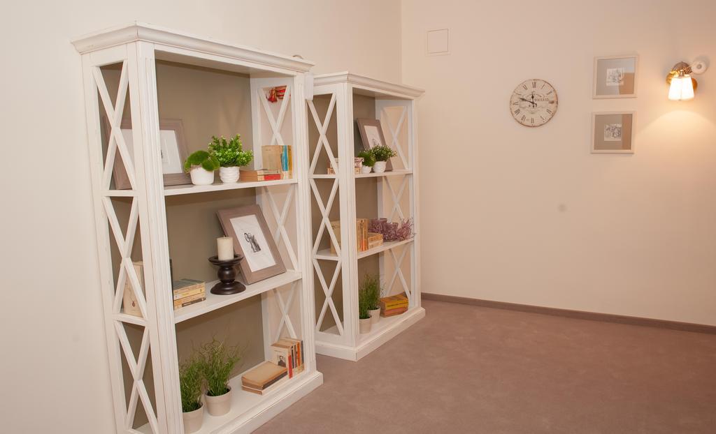 Boutique Vila Paradis Deva Ngoại thất bức ảnh