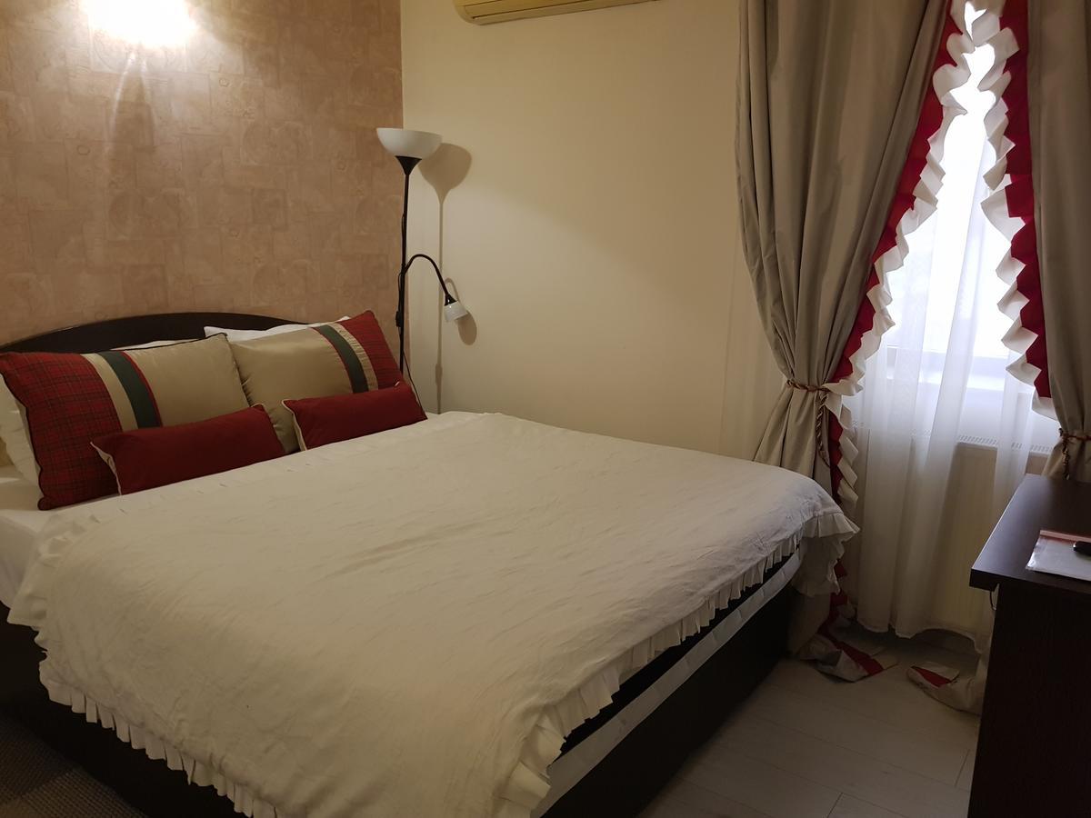 Boutique Vila Paradis Deva Ngoại thất bức ảnh