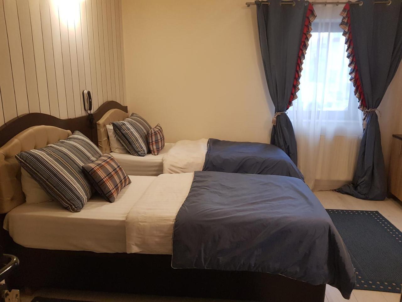 Boutique Vila Paradis Deva Ngoại thất bức ảnh